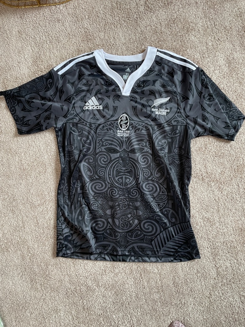 adidas boys Black Maori Graphic Rugby Jersey with White Trim